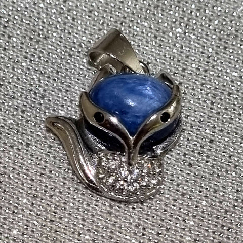 P0023A - Kyanite Foxy Pendant