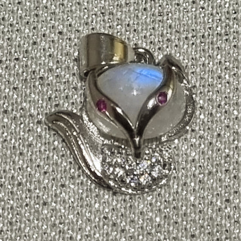 P0023 - Moonstone Foxy Pendant