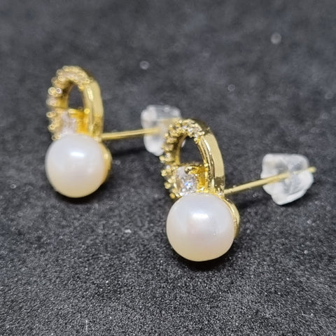 E0027 - Freshwater Pearl Ear Studs