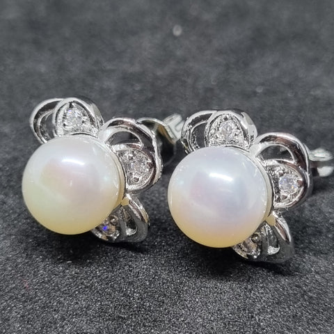 E0041 - Freshwater Pearl Ear Studs