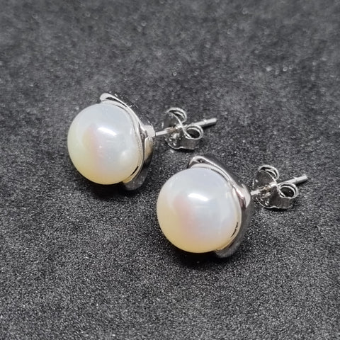 E0042 - Freshwater Pearl Ear Studs