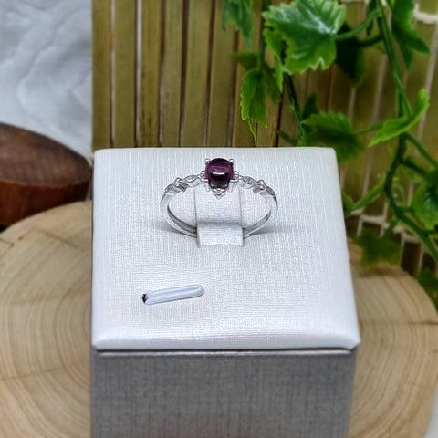 R0094 - Rhodolite Garnet Ring