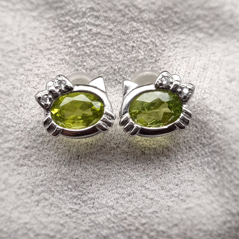 E0061 - Olivine Kitty Ear Studs